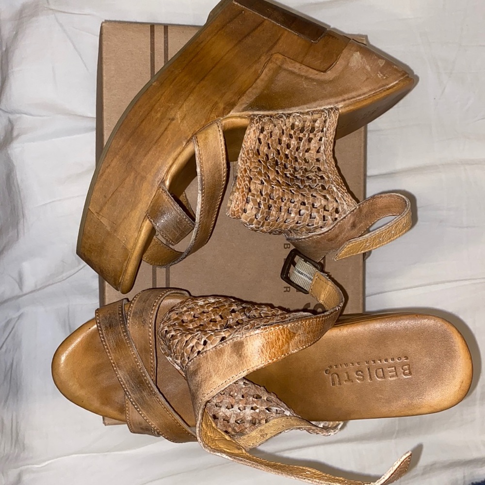 Bed Stu wooden wedges size 10/11
